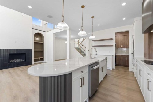 59 Walcrest View, Calgary, AB 