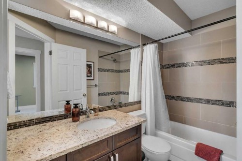 229 22 Avenue Ne, Calgary, AB 