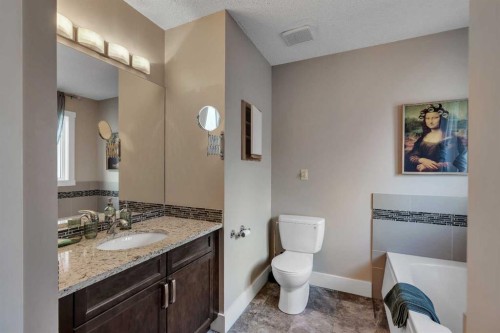 229 22 Avenue Ne, Calgary, AB 