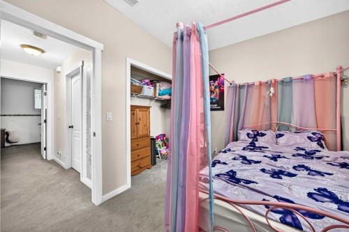 5138 51 Street, Olds, AB 