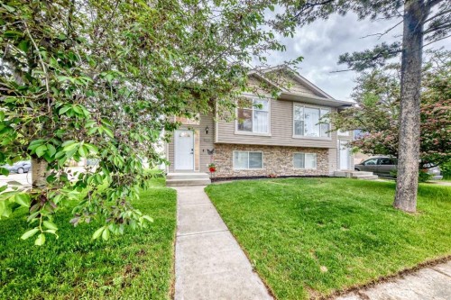 5138 51 Street, Olds, AB 