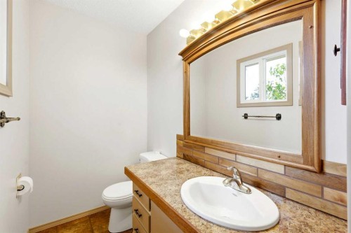 1251 Hunterquay Hill Nw, Calgary, AB 