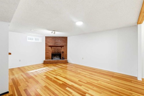 1251 Hunterquay Hill Nw, Calgary, AB 