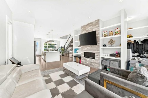 3014 Cochrane Road Nw, Calgary, AB 