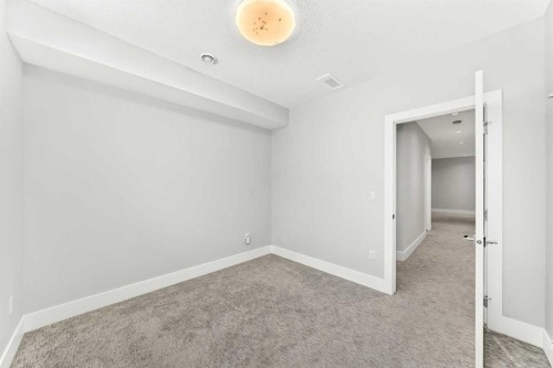 3014 Cochrane Road Nw, Calgary, AB 