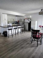 2457 22A Street NW Calgary, AB T2M 3X8