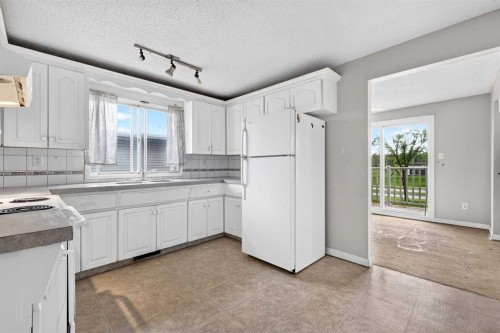 42 Huntford Close Ne, Calgary, AB 