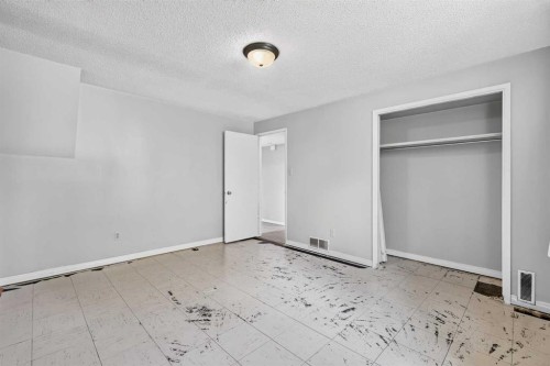 42 Huntford Close Ne, Calgary, AB 