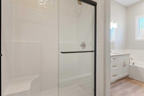 420 Montrose Green Se, High River, AB 