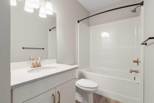 420 Montrose Green Se, High River, AB 