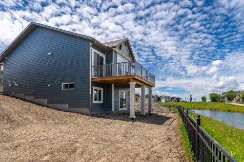 420 Montrose Green Se, High River, AB 