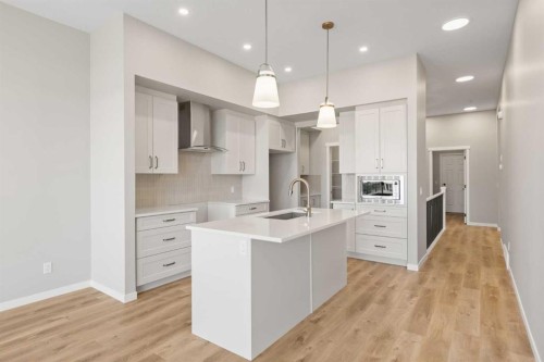 420 Montrose Green Se, High River, AB 