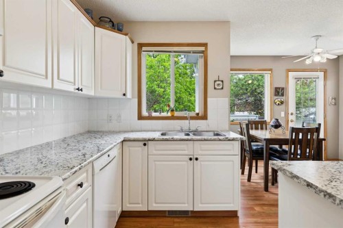859 Somerset Drive Sw, Calgary, AB 