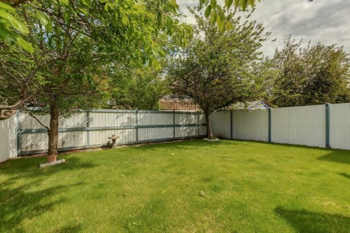 859 Somerset Drive Sw, Calgary, AB 