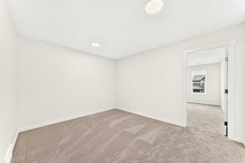1065 Sawgrass Link Nw, Airdrie, AB 