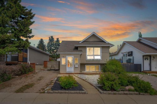 74 Eldorado Road Se, Airdrie, AB 
