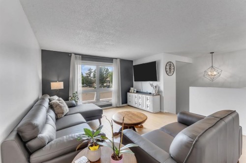 74 Eldorado Road Se, Airdrie, AB 