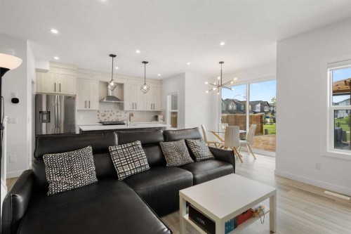 293 Carringsby Way Nw, Calgary, AB 