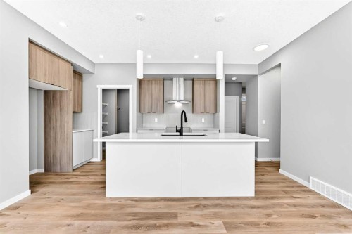 1061 Sawgrass Link Nw, Airdrie, AB 