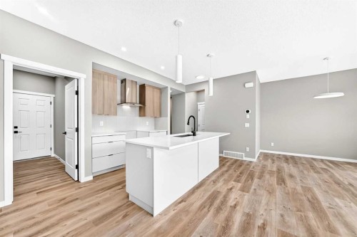 1061 Sawgrass Link Nw, Airdrie, AB 