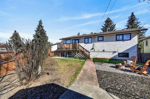8927 48 Avenue Nw, Calgary, AB 