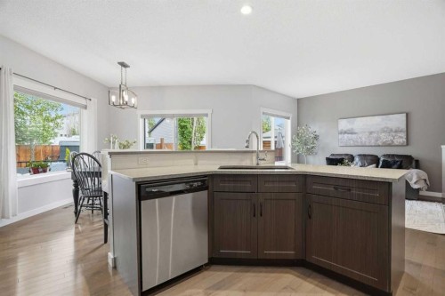 143 Elgin Meadows Way Se, Calgary, AB 