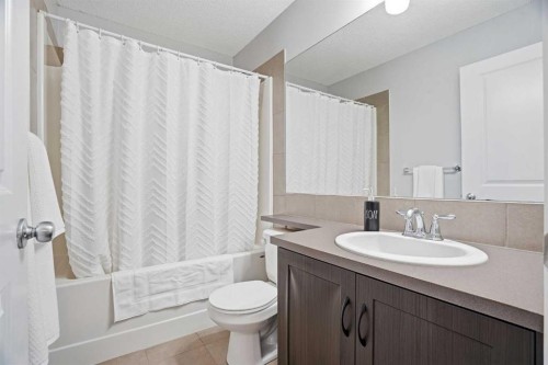 143 Elgin Meadows Way Se, Calgary, AB 