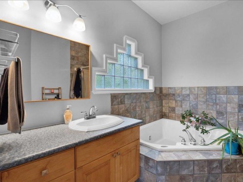 147 Cove Place, Chestermere, AB 