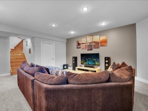 147 Cove Place, Chestermere, AB 