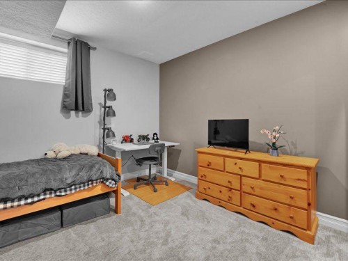 147 Cove Place, Chestermere, AB 