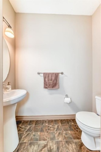 224 Springmere Road, Chestermere, AB 