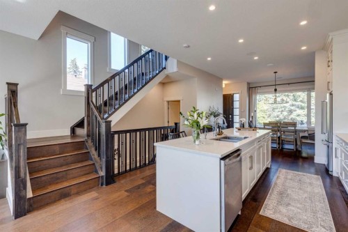 921 42 Street Sw, Calgary, AB 