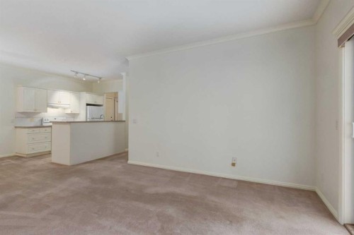 202-7 Lineham Avenue, Okotoks, AB 