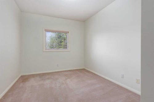 202-7 Lineham Avenue, Okotoks, AB 