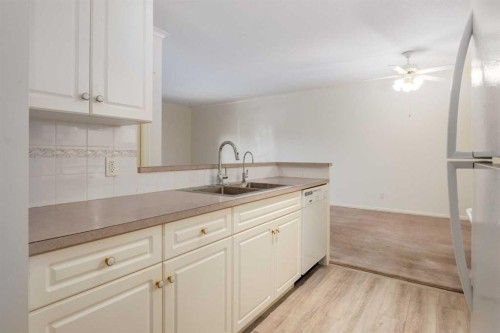 202-7 Lineham Avenue, Okotoks, AB 