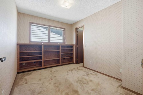 168 Edgehill Close Nw, Calgary, AB 
