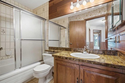 168 Edgehill Close Nw, Calgary, AB 