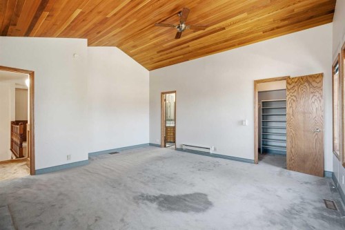 168 Edgehill Close Nw, Calgary, AB 