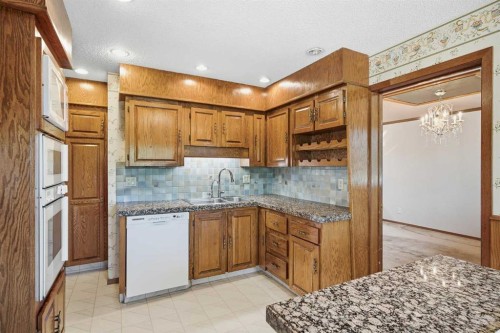 168 Edgehill Close Nw, Calgary, AB 