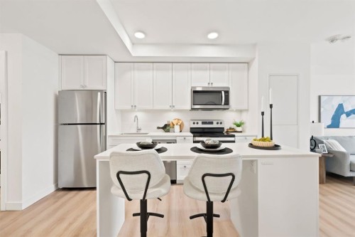 311-123 4 Street  Calgary, AB T2E 8K3