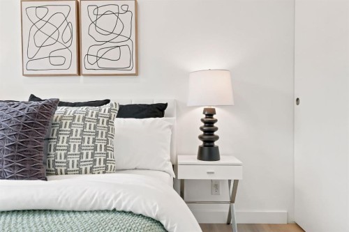 311-123 4 Street, Calgary, AB - Indoor Photo Showing Bedroom