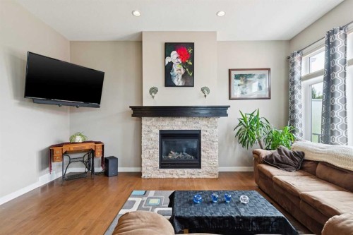 27 Ridge View Place, Cochrane, AB 