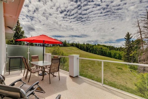 27 Ridge View Place, Cochrane, AB 
