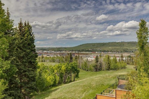 27 Ridge View Place, Cochrane, AB 