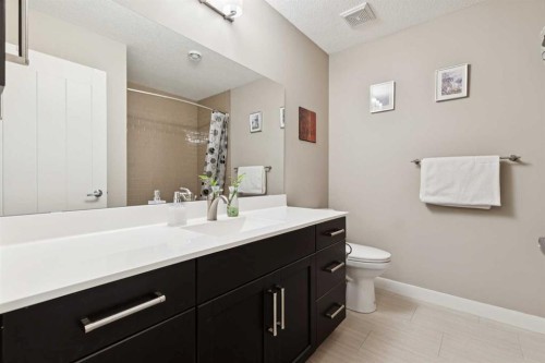 27 Ridge View Place, Cochrane, AB 