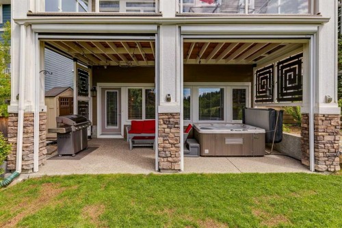 27 Ridge View Place, Cochrane, AB 