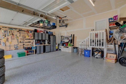 27 Ridge View Place, Cochrane, AB 