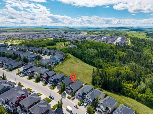 27 Ridge View Place, Cochrane, AB 