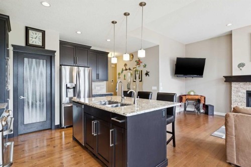 27 Ridge View Place, Cochrane, AB 