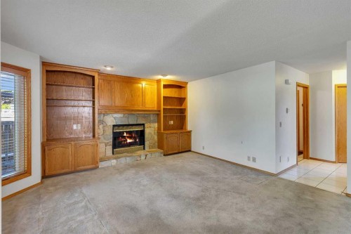 83 Sanderling Road Nw, Calgary, AB 